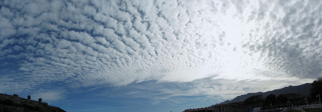 cielo azul y nubes Asturias