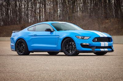 The 2017 Ford Mustang is Going to Make Your Summer Hot! 
