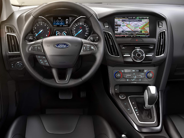 Ford Focus 2016 Fastback - interior - painel