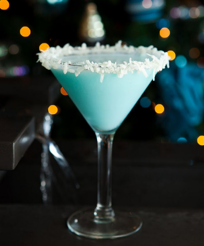 Tiffany blue wedding cocktail