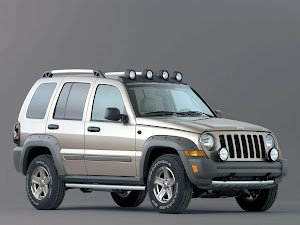 Jeep Liberty Renegade 3.7 2005 (2)