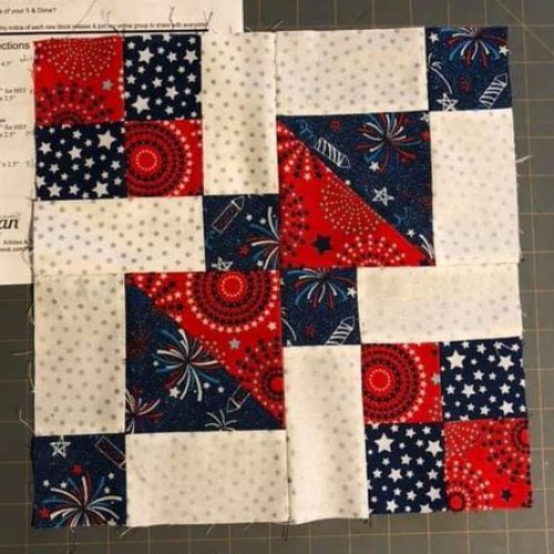 Disappearing Nine Patch Quilt Tutorial