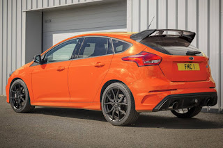 Ford Focus RS Heritage Edition (2018) Rear Side