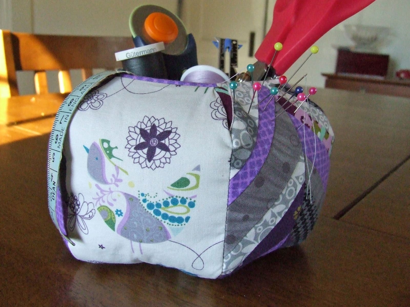 Pincushion Caddy Tutorial