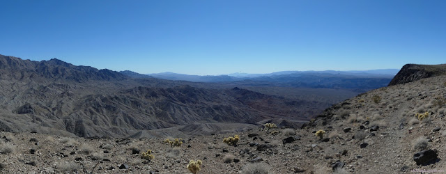 17: more very desert scenery