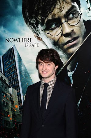 tom felton and daniel radcliffe together. Daniel Radcliffe (Harry