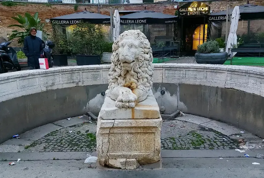 Fontana del Leone