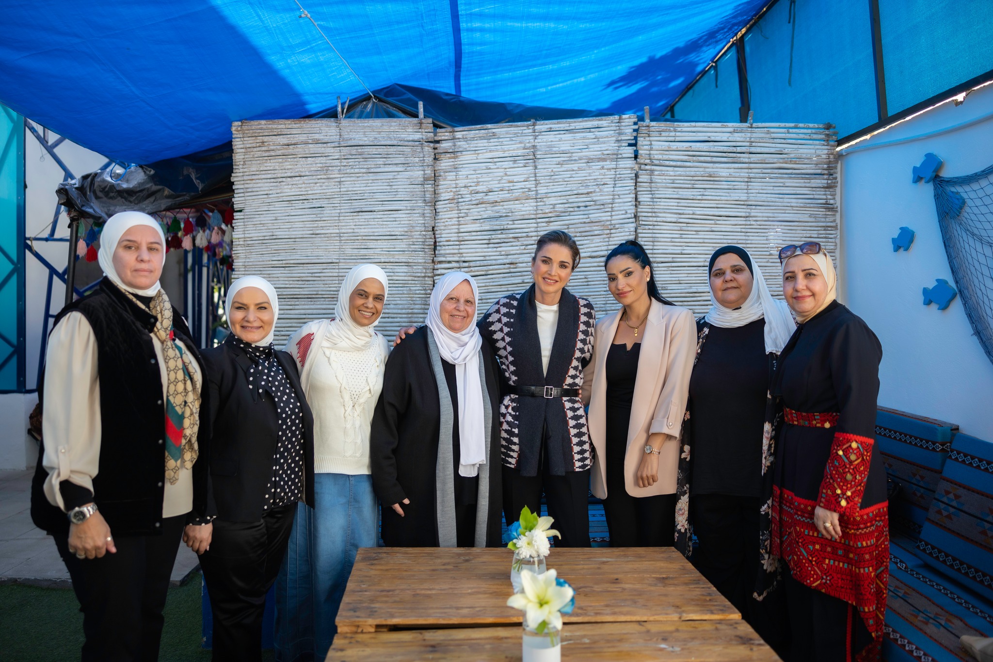 Queen Rania of Jordan travelled to Aqaba to visit the House of Roses Ladies Association where she met with group of local women artisans