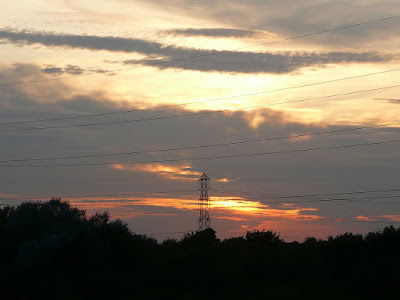 sun-slithers-and-contrails-leica-digital-lens