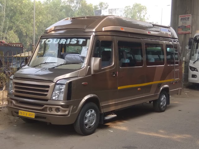 12 Seater Tempo traveller Booking Online from Chandigarh To Shimla, Manali, Dharamshala, Dalhousie, Amritsar Outstation tour Packages. 