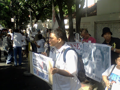 Free the 43 Health Workers !!!: December 2010