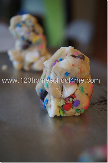 make cookie balls sit up tall