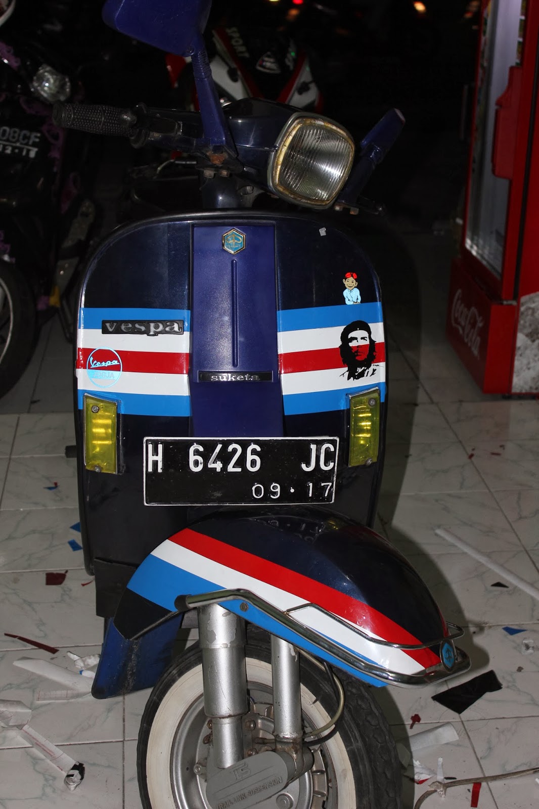 VARIASI MOTOR VESPA VIXION Radja Sticker