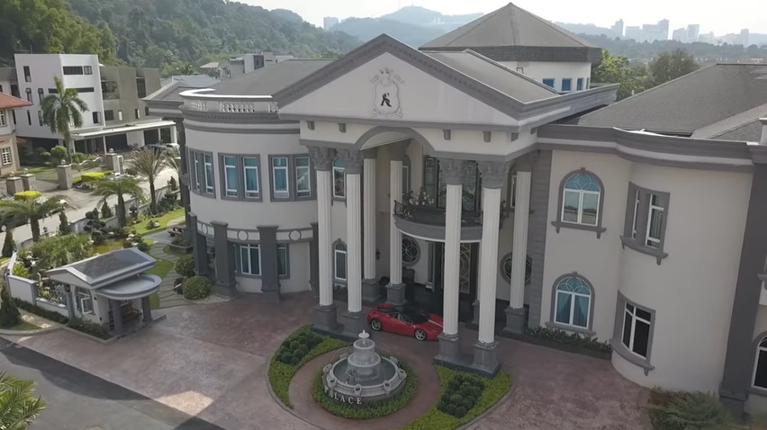 Take A Glimpse Into Aliff Syukri 'AS Palace' Grand Mansion