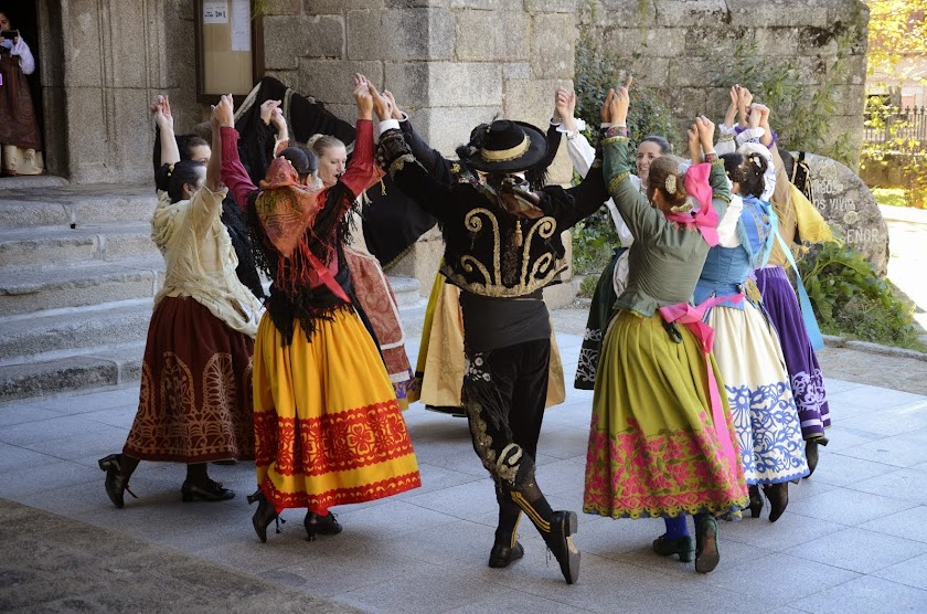GRUPO ALFOZ, LA ADRADA