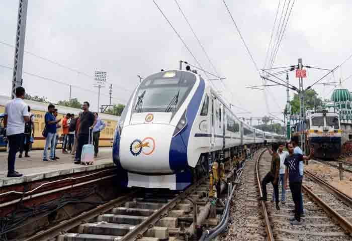 News, National, National-News, Train-News, Top-Headlines, Railway-News, Train, Ticket, Price, Railway, Vande Bharat, Passengers, Travel, Indian Railways Cuts Train Ticket Prices By Up To 25%, Including Vande Bharat.