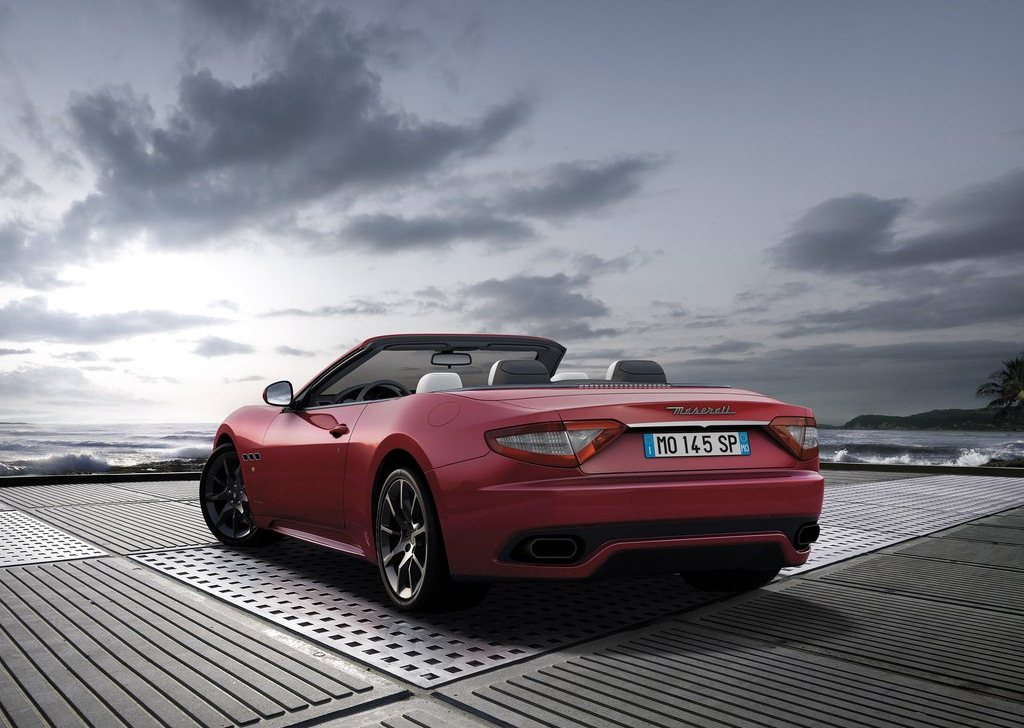 2012 Maserati GranCabrio Sport