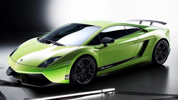 Gallery of green lamborghini 2011 818 AM all informations No comments