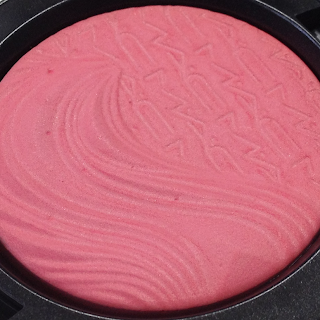 MAc Extra Dimension Blushes Flaming Chic