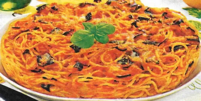 Frittata di spaghetti al sugo di melanzane