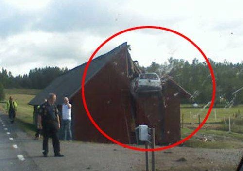 Amazing Pics 2 You: Five Unbelievable Funny Accidents