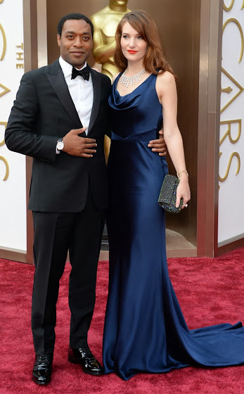 Sari Mercer in a Navy dress at the Oscars 2014