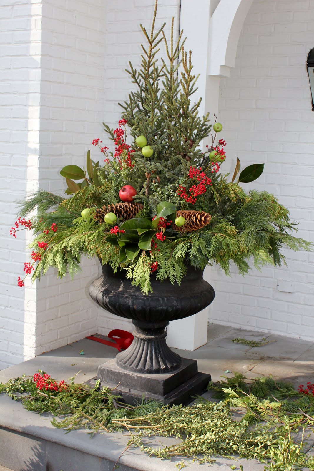 winter outdoor flower pot ideas