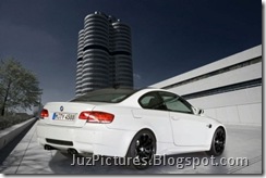 2009-bmw-m3-edition-models-rear