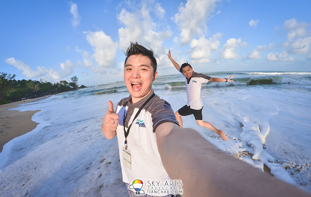 Well, we did had a lot of fun at the beach with little time left before sunset - Tanjong Jara Resort