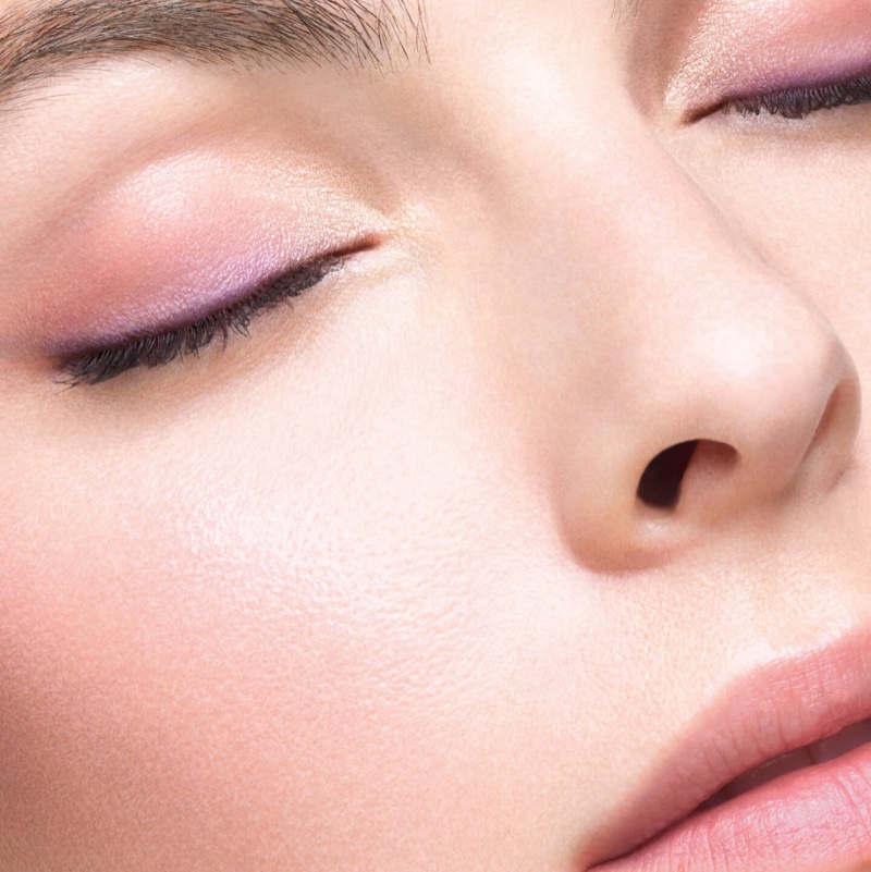 Vittoria Ceretti  for Chanel Delices Pastel De Chanel 2023 makeup collection.