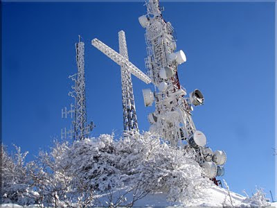 La nieve hace bella cualquier cumbre