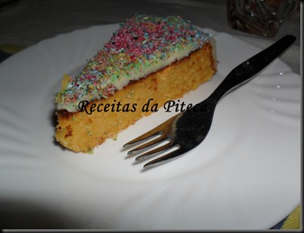 Bolo de batata doce e côco-fatia lateral