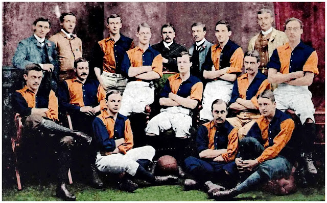 📸LIVERPOOL RAMBLERS ASSOCIATION FOOTBALL CLUB 📆Temporada 1882-83 ⬆️P. T. Stolterfoht, Percy Baterson, E. Stewart-Brown, A. B. Midwood, A. B. Hull, G. Winter, J. Bruce Ismay, E.V. Rayner, H. Baxter. ➡️J. Heald, Sir Charles Metcalfe, J. Baxter, R. M. Pilkington. ⬇️William E. Earle, G. W. Turner, W. E. Rayner. BOOTLE F. C. 3 🆚 LIVERPOOL RAMBLERS A. F. C. 1 Sábado 14/04/1883, 15:00 horas. Liverpool Cup, Final. Liverpool, Liverpool College Ground. GOLES: ⚽1-0: Ashton. ⚽1-1: Metcalf. ⚽2-1: Ashton. ⚽3-1: Ashton.