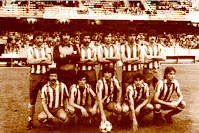 REAL CLUB DEPORTIVO DE LA CORUÑA - La Coruña, España - Temporada 1984-85 - 13º clasificado en la Liga de 2ª División, con Arsenio Iglesias de entrenador