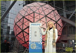 Jenny McCarthy New Year's Rockin' Eve 2016 Image