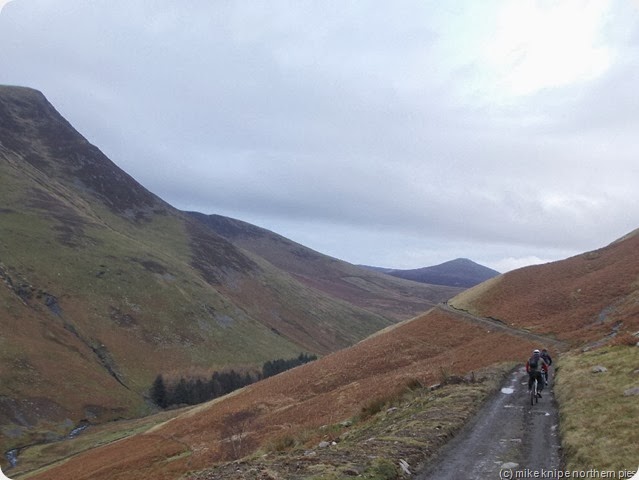 path above glenderatarra beck