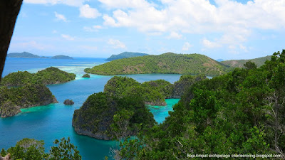 Adventure trip to Piaynemo karst