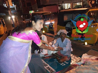 aashri-society-blankets-food-distribution-to-shelter-less-people-in-hyderabad