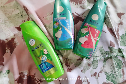 REVIEW : Rejoice Hijab Perfection 3 in 1 Perfect Shampoo (All variants : Anti dandruff, Perfect Cool & Perfect Perfume)