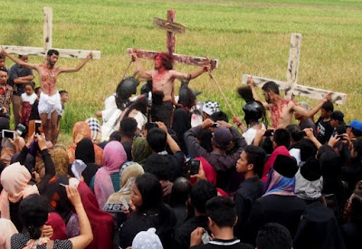 GEREJA NUSA TENGGARA TIMUR MENYERUKAN PERDAMAIAN SELAMA KEBAKTIAN JUMAT AGUNG