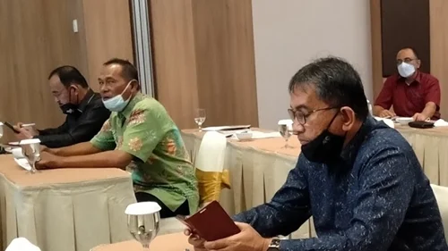 45 Anggota Dewan Ikuti Bimtek dan Peningkatan Kapasitas, Ini Harapan Ketua DPRD Kota Padang