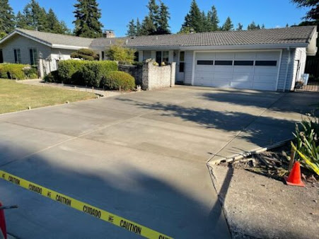 concrete driveway maintenance