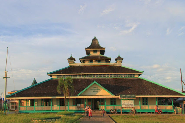 Hasil gambar untuk Masjid Abdurrahman Kota Pontianak, Kalbar