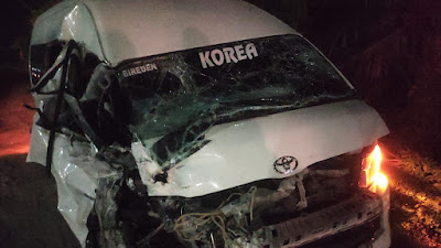 Mopen Hiace Kontra Truck Tronton Terlibat Lakalantas di Kabupaten Aceh Tamiang 