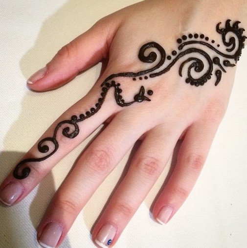  gambar simple gambar henna simple inai di tangan gambar 