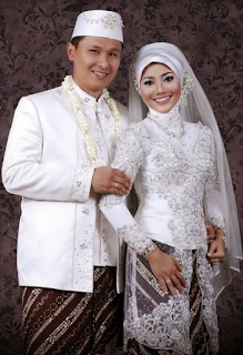 19 Gambar Kebaya Akad Nikah Terbaru 2017