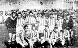 📸REAL VALLADOLID DEPORTIVO 📆12 septiembre 1954 ⬆️Saso, Losco, Paco Lesmes I, Matito, Lolo, Lasala, Benegas (portero suplente). ⬇️Cerdán, Carlos Ducasse, Tini, Murillo y Domingo. REAL VALLADOLID DEPORTIVO 1 🆚 REAL SOCIEDAD DE FÚTBOL 0 Domingo 12 septiembre 1954, 17:15 horas. Campeonato de Liga de 1ª División, jornada 1. Valladolid, estadio Municipal José Zorrilla. GOLES: ⚽1-0: 74’, Domingo.