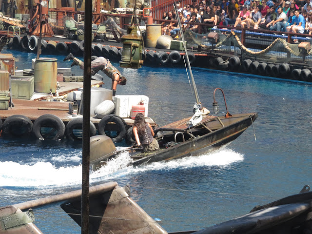 Waterworld Stunt Show Speed Boat Universal Studios Hollywood