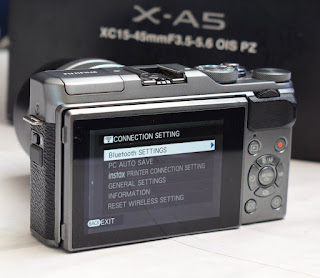 Kamera Mirrorless Fujifilm X-A5 TouchScreen DusBox