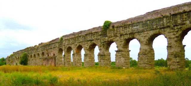 Acueducto y Derecho romano